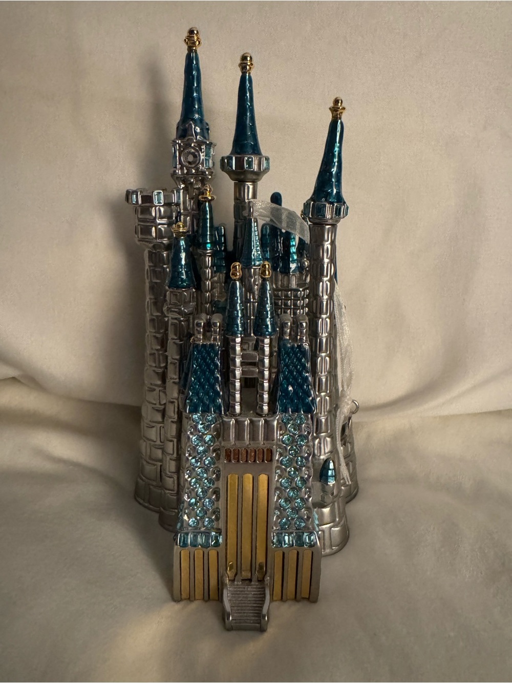 2018 Hallmark Cinderella castle special edition ornament